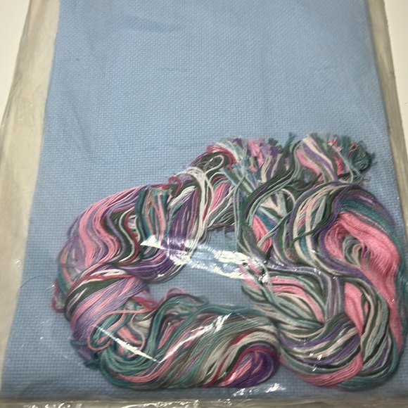 Bernat Baby cross-stitch kit rocker pals - Picture 6 of 6